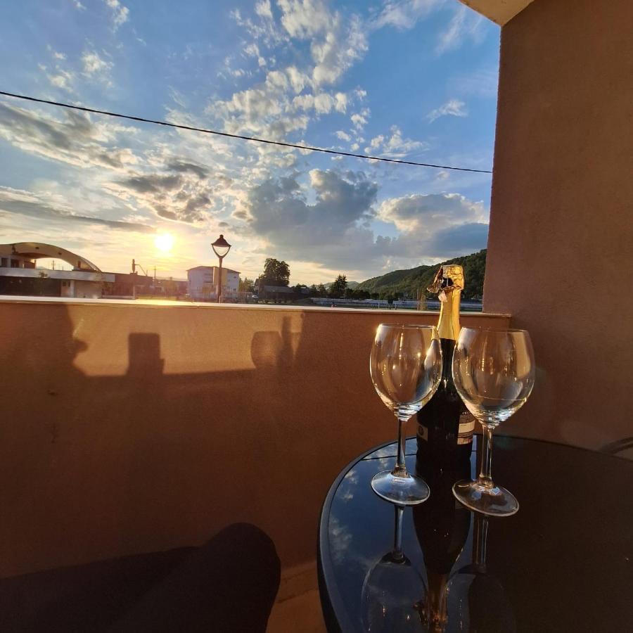 Citadel View Διαμέρισμα Tirgu Neamt Εξωτερικό φωτογραφία